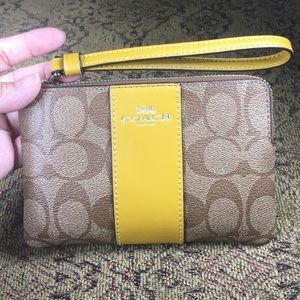 NWT Coach Wristlet Khaki Wristlet